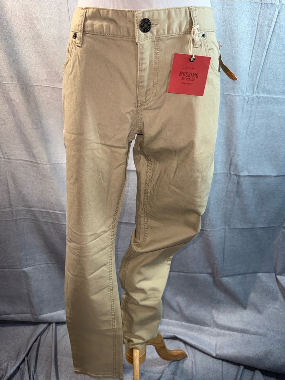 2193-Mossimo Supply Co. Men's Khaki Straight-Leg Chino Pants
